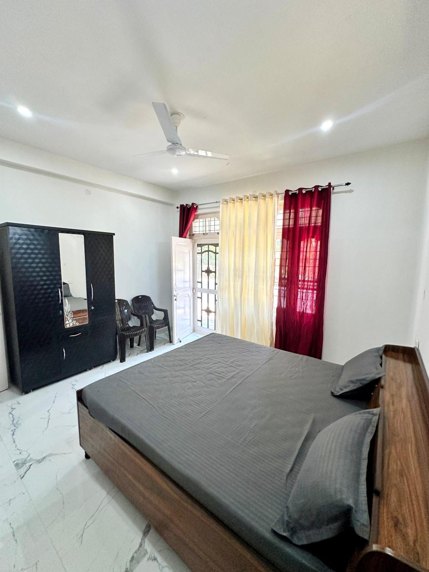 Baseraa Bir - 4Bhk Home Екстериор снимка